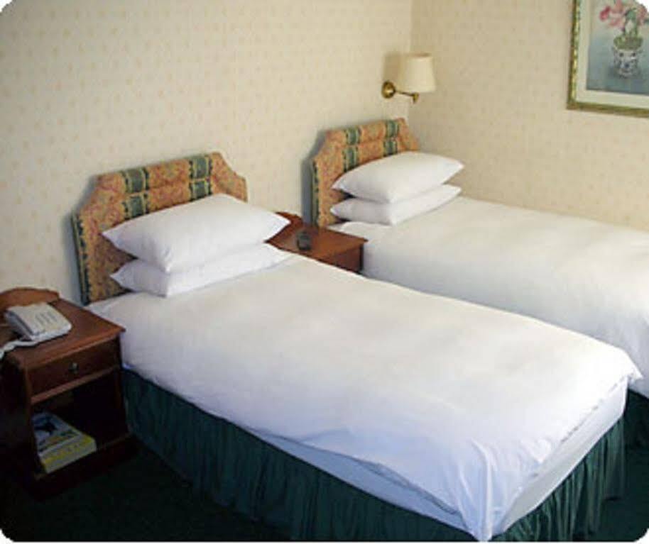 Abbey Lodge Hotel High Wycombe Buitenkant foto